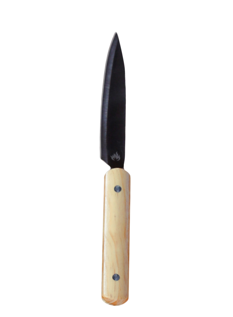 KnifeA sharp precision knife, ideal for slicing meats, vegetables, and everything on the grill.